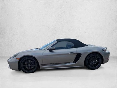 Used 2022 Porsche 718 Boxster image 8