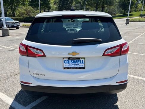 Used 2019 Chevrolet Equinox LS FWD image 4