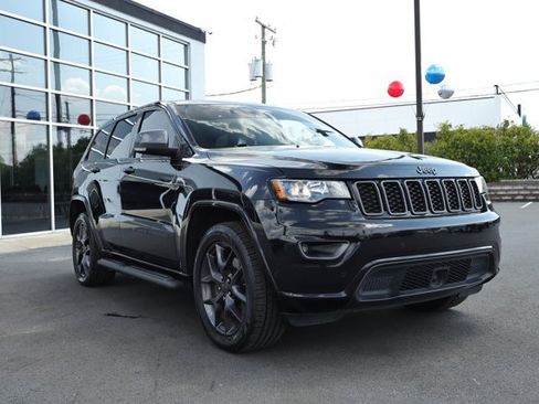Used 2021 Jeep Grand Cherokee Limited w/ Quick Order Package 28K 80th AWD/4WD image 3