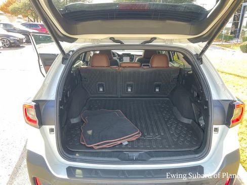 Used 2020 Subaru Outback Touring w/ Popular Package #2 image 31