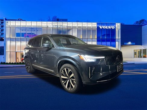 New 2026 Volvo XC90 B6 Core w/ Protection Package Premier image 1