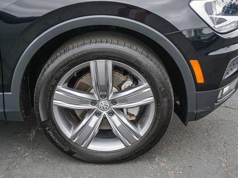 Used 2021 Volkswagen Tiguan SEL FWD image 10