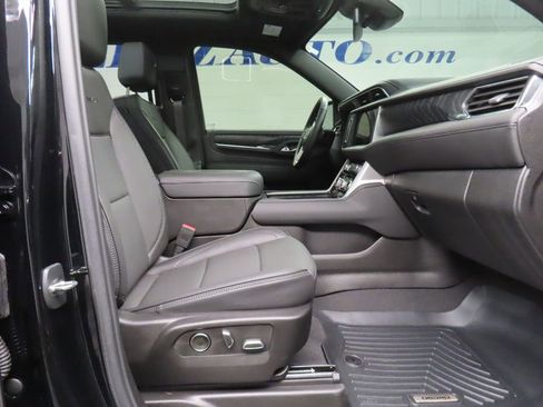 Used 2023 GMC Yukon Denali image 29