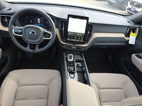 New 2026 Volvo XC60 B5 Plus w/ Protection Package Premier image 21