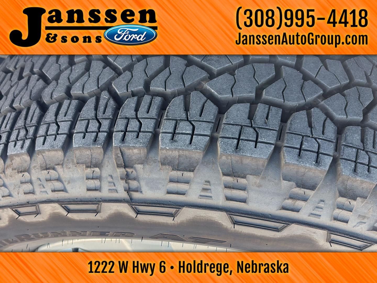 Used 2023 Chevrolet Silverado 1500 LTZ AWD/4WD image 12