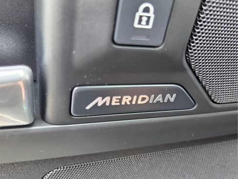 Used 2025 Land Rover Defender 110 S AWD/4WD image 34