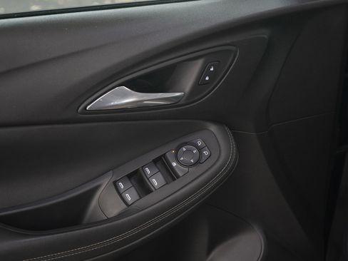 Used 2020 Buick Encore GX Preferred w/ Cold Weather Comfort Package image 20