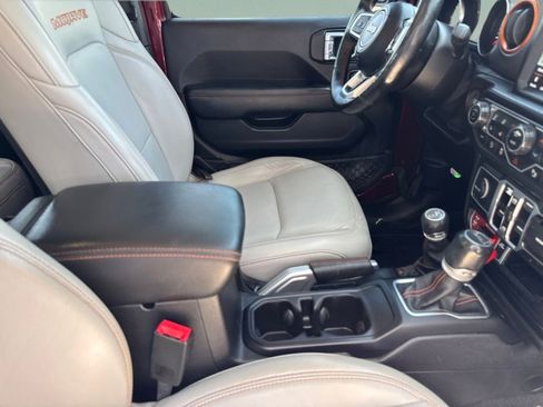 Used 2021 Jeep Gladiator Mojave AWD/4WD image 34