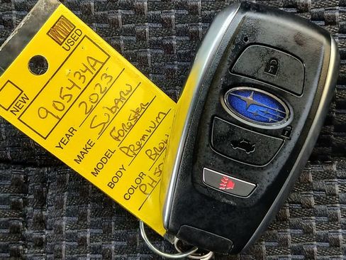 Used 2023 Subaru Forester Premium AWD/4WD image 23