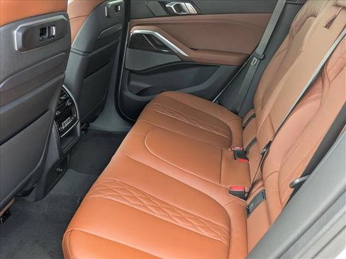 New 2027 BMW X6 xDrive40i w/ Executive Package AWD/4WD image 17