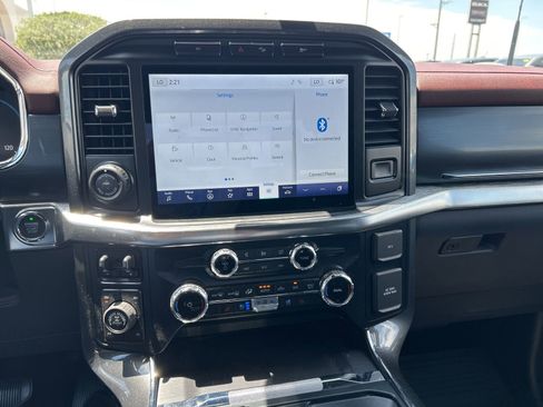 Used 2023 Ford F150 Lariat AWD/4WD image 19