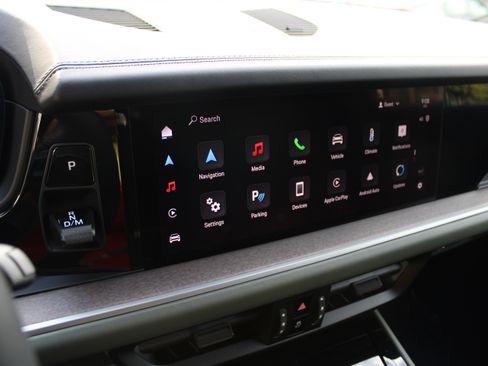 Certified 2025 Porsche Cayenne image 19