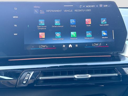 Used 2025 BMW X1 xDrive28i w/ Convenience Package AWD/4WD image 29