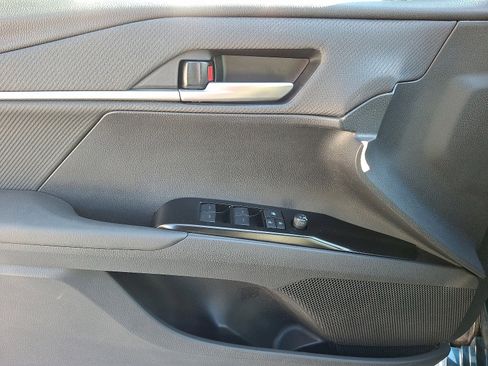 Certified 2025 Toyota Camry SE image 12