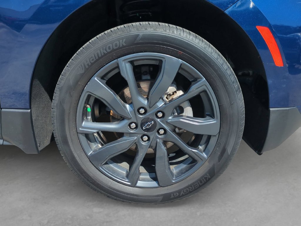 Used 2023 Chevrolet Equinox RS FWD image 10