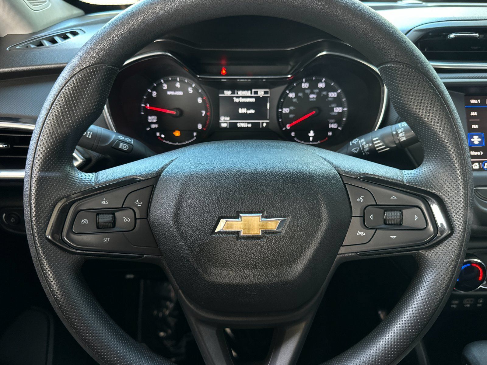 Used 2023 Chevrolet TrailBlazer LT FWD image 21