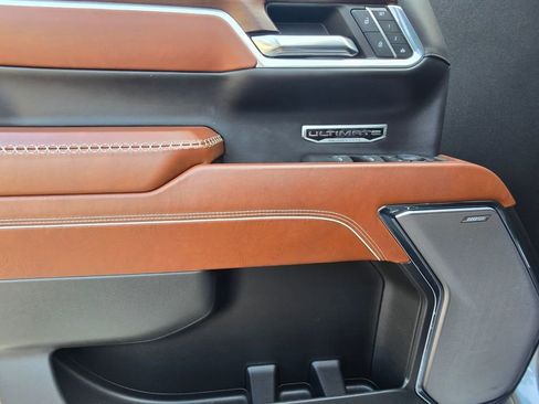 Used 2024 GMC Sierra 1500 Denali Ultimate image 14