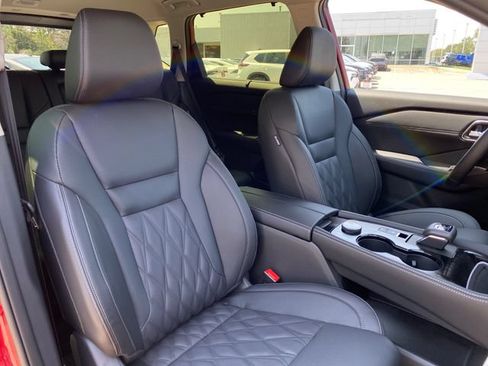 New 2026 Nissan Rogue Platinum AWD/4WD image 9