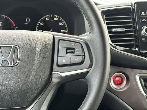 Used 2024 Honda Ridgeline Sport image 9