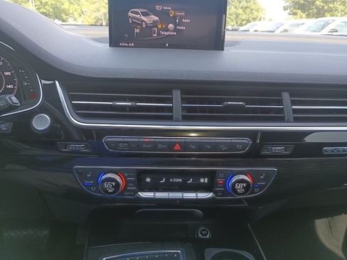 Used 2019 Audi Q7 3.0T Prestige w/ Prestige Package AWD/4WD image 21