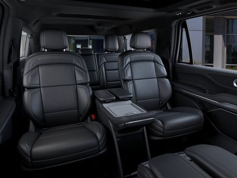 New 2027 Lincoln Navigator L Reserve w/ Jet Appearance Package AWD/4WD image 11