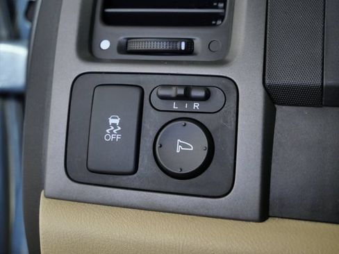 Used 2011 Honda CR-V EX-L image 23