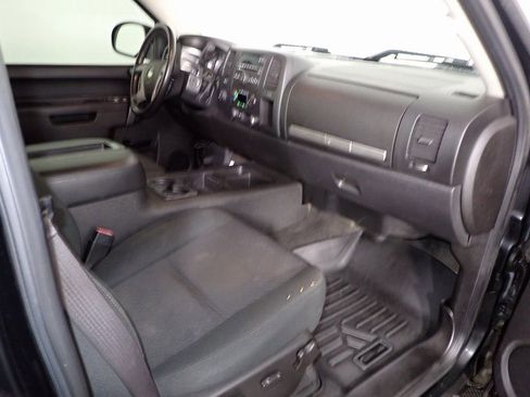 Used 2013 Chevrolet Silverado 1500 LT AWD/4WD image 28