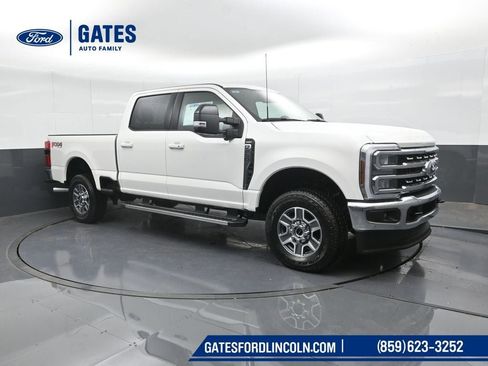 New 2026 Ford F250 Lariat w/ FX4 Off-Road Package image 4