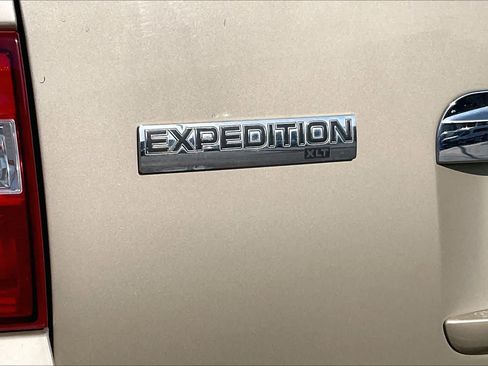 Used 2007 Ford Expedition XLT RWD image 9