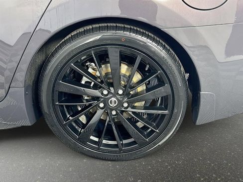 Certified 2021 Nissan Maxima Platinum w/ 40th Anniversary Package image 34