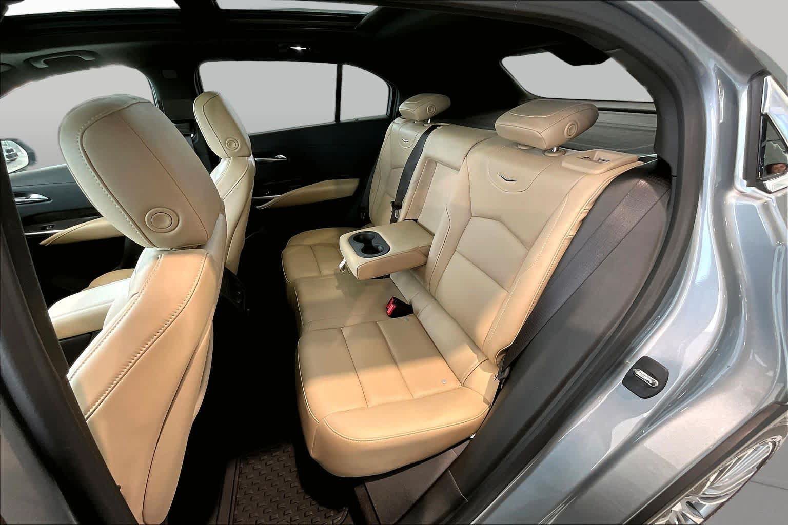 Used 2024 Cadillac XT4 Premium Luxury FWD image 22