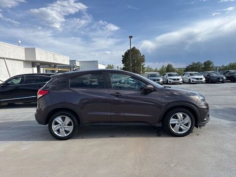 Used 2019 Honda HR-V EX image 6