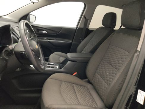 Used 2020 Chevrolet Equinox LT FWD image 17