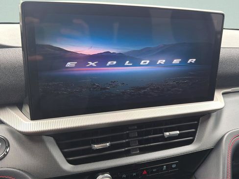 Used 2026 Ford Explorer ST AWD/4WD image 25