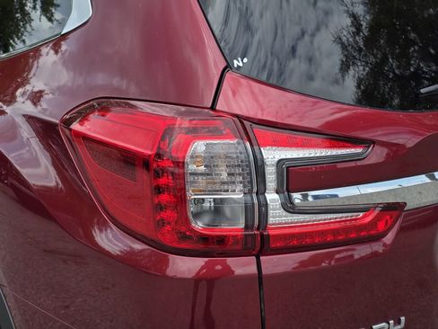 Certified 2025 Subaru Ascent Premium AWD/4WD image 7