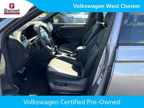 Certified 2023 Volkswagen Tiguan SE R-Line FWD image 13