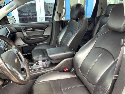 Used 2016 Chevrolet Traverse LT AWD/4WD image 10