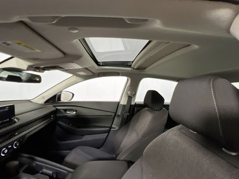 Used 2023 Honda Accord EX image 20