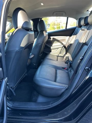 Used 2024 MAZDA MAZDA3 s FWD image 15
