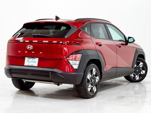 Used 2025 Hyundai Kona SEL FWD image 30
