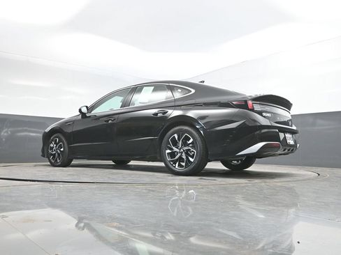 Used 2025 Hyundai Sonata SEL FWD image 37