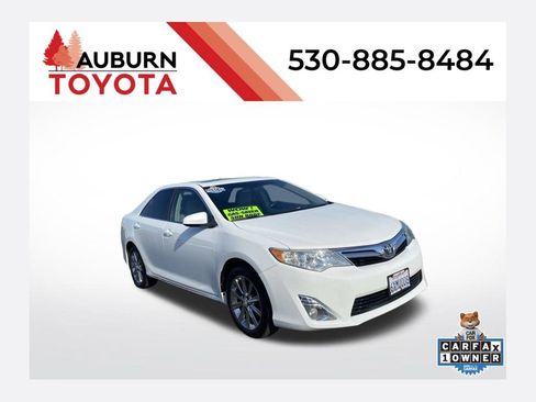 Used 2012 Toyota Camry XLE FWD image 1