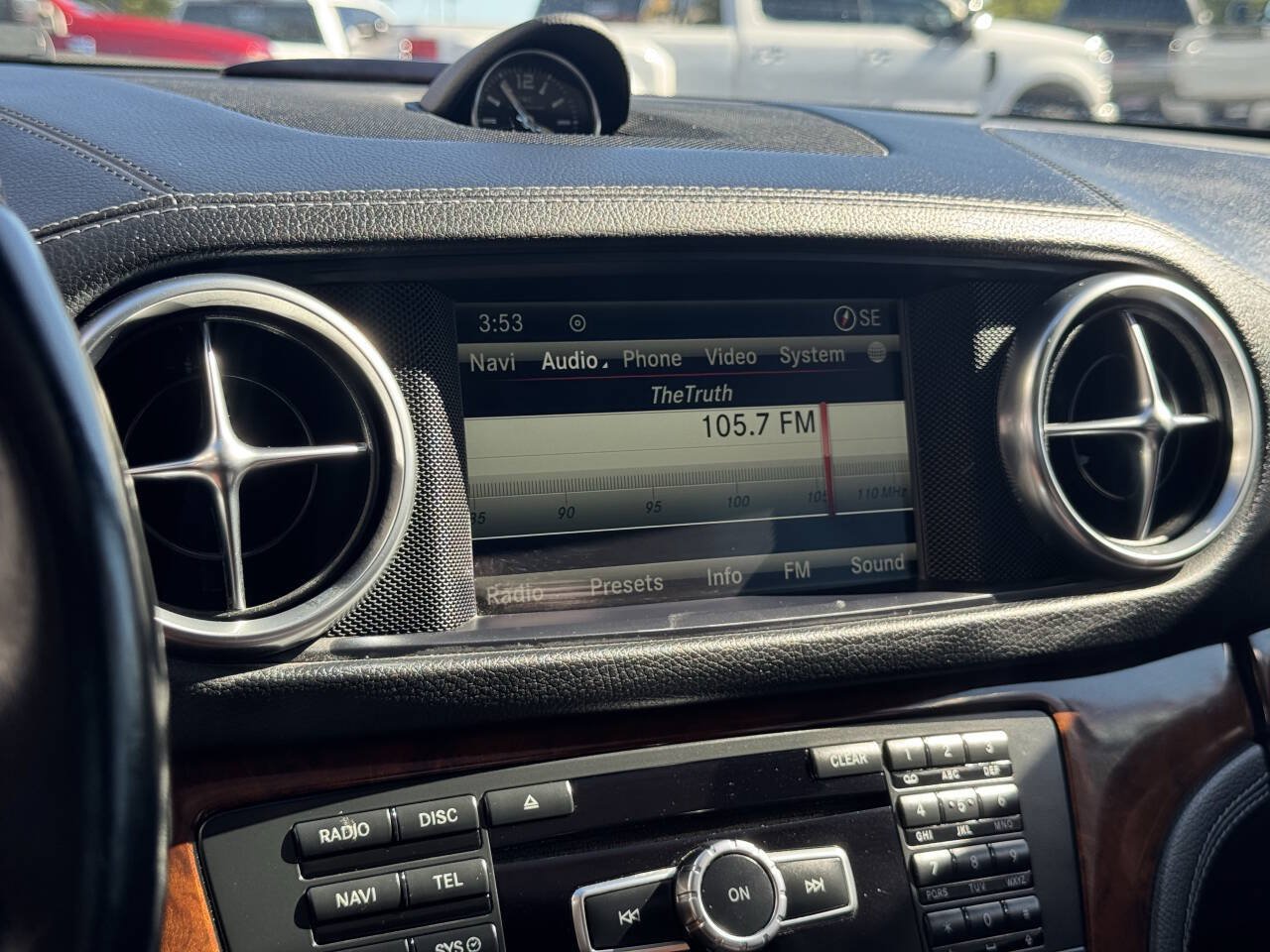 Used 2016 Mercedes-Benz SL 63 AMG image 36
