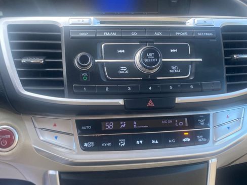 Used 2015 Honda Accord Hybrid Sedan image 19