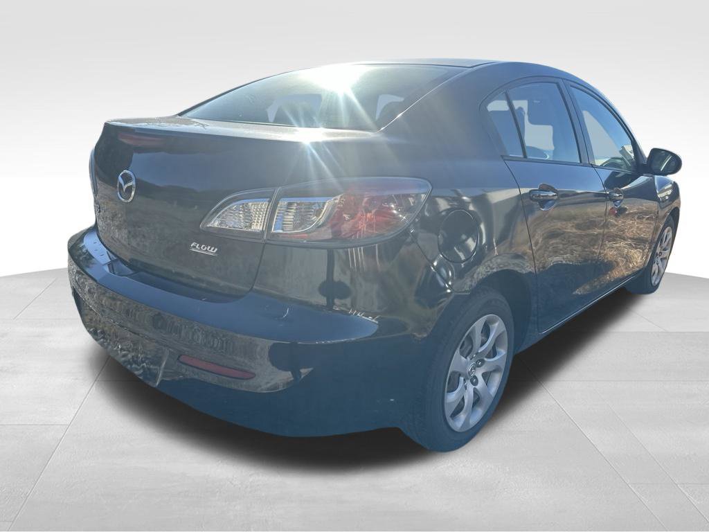 Used 2013 MAZDA MAZDA3 i SV FWD image 8