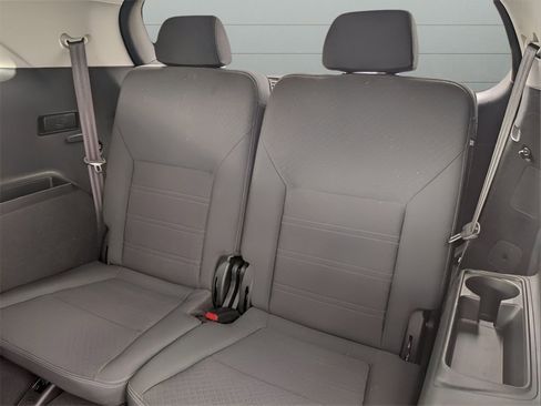 Used 2020 Kia Sorento LX V6 image 24