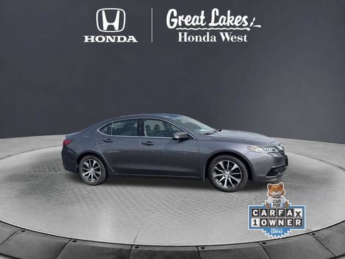 Used 2017 Acura TLX FWD image 4