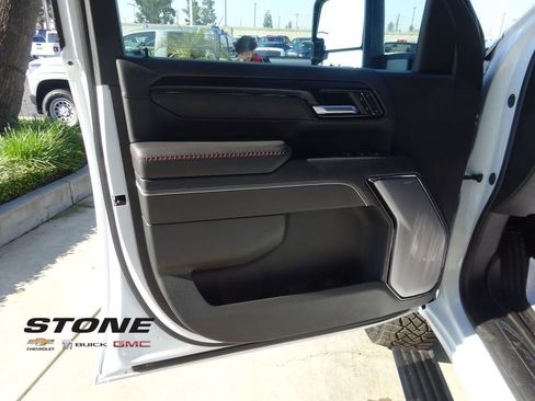 New 2026 GMC Sierra 2500 AT4X image 28