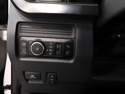 Used 2025 Ford F250 Lariat w/ Lariat Ultimate Package AWD/4WD image 19