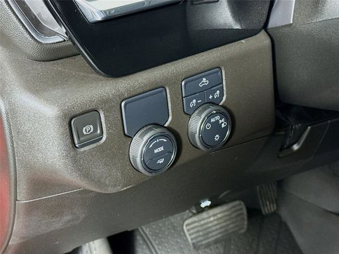 Used 2023 Chevrolet Silverado 1500 LT w/ Protection Package RWD image 8